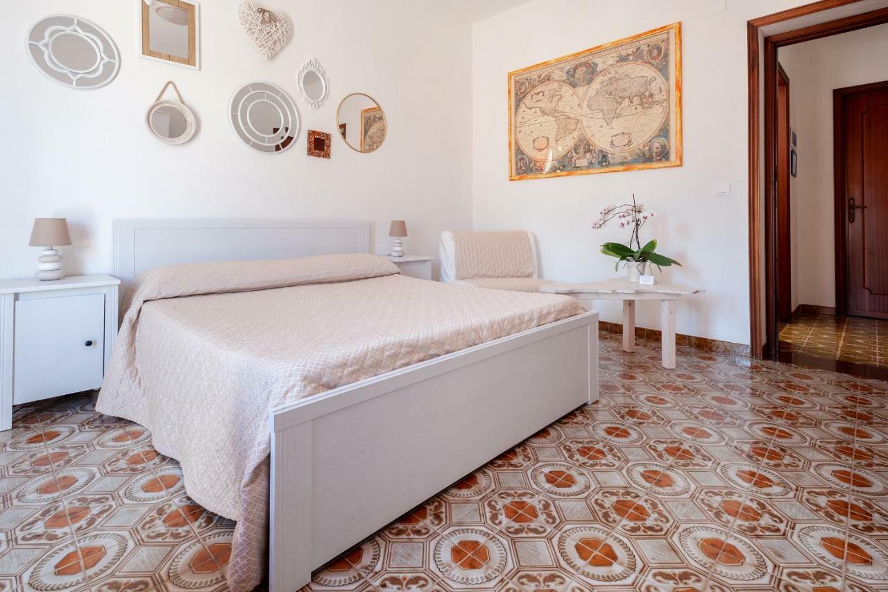 In Riva Al Mare B&B Capo d'Orlando Ngoại thất bức ảnh